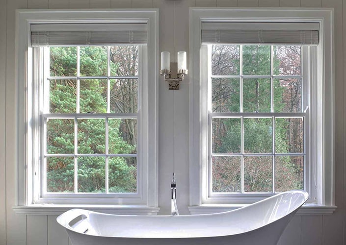 Traditional sash windows in bathroom